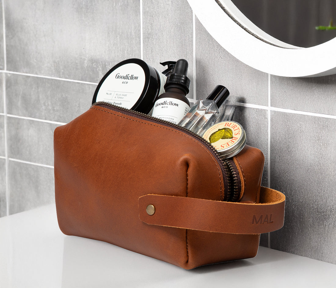 Personalized Leather Dopp Kit with Zipper Pull